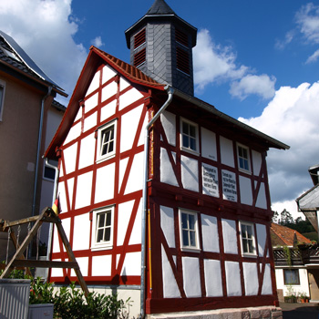 Fachwerksanierung & Baudenkmalpflege mit Malerfachbetrieb Ries KG