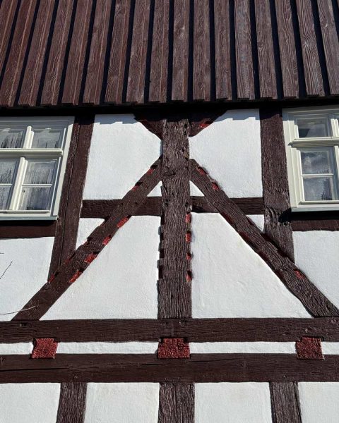 Malerfachbetrieb Ries KG | Fachwerksanierung mit Liebe zum Detail