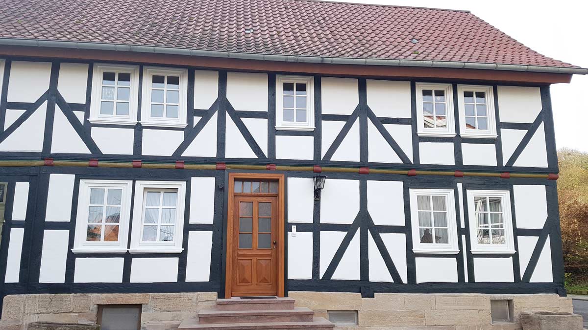 Malerfachbetrieb Ries KG | Fachwerksanierung